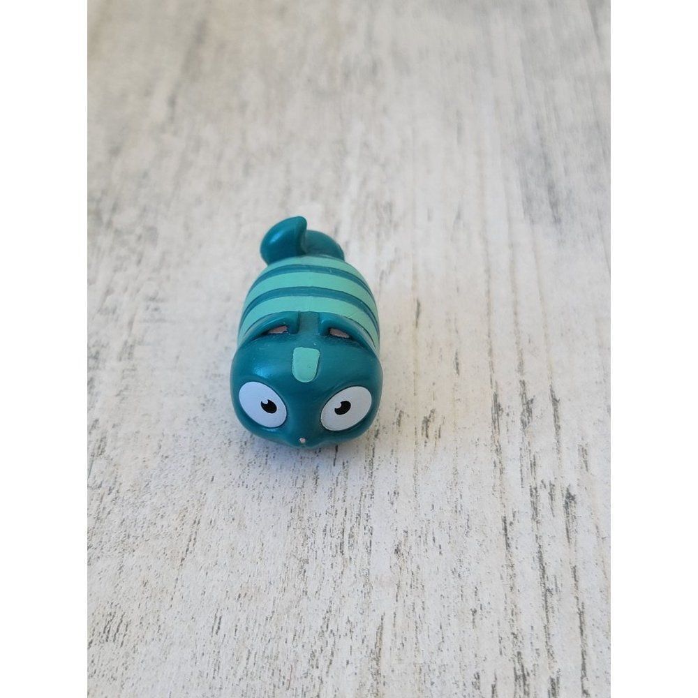 Hasbro lost kitties blue striped cat‎ mini toy figure